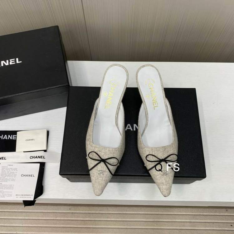 Picture of Chanel Shoes _SKUChanelsz35-4042802.5CMFS0320